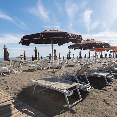 Hotel Anna Terracina Kültér fotó