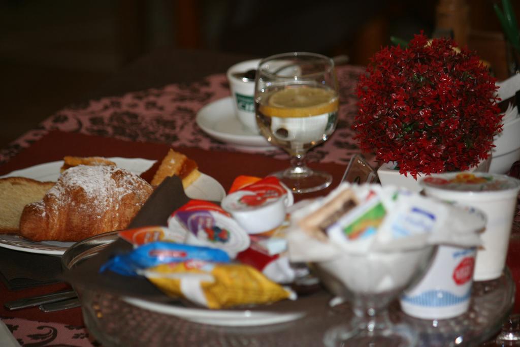 Hotel Anna Terracina Kültér fotó