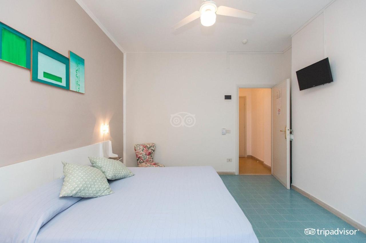Hotel Anna Terracina Kültér fotó