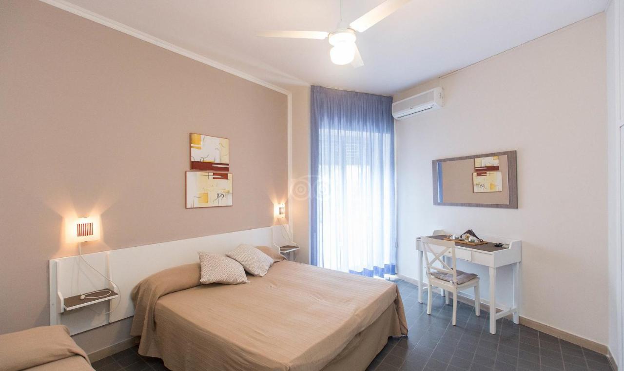Hotel Anna Terracina Kültér fotó