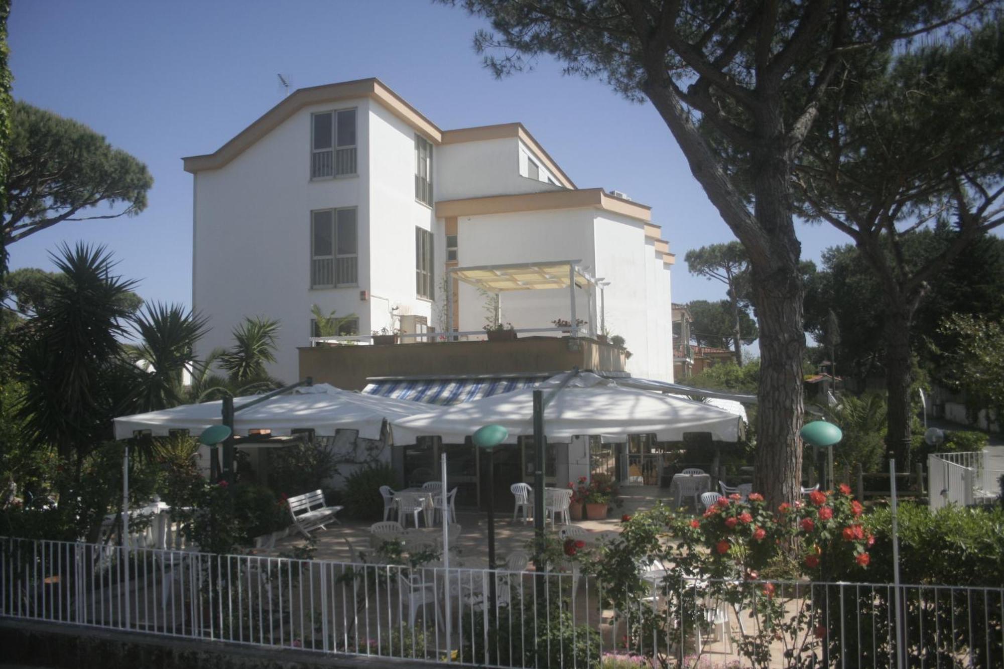 Hotel Anna Terracina Kültér fotó