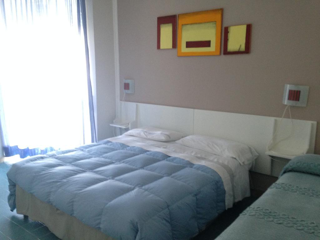 Hotel Anna Terracina Szoba fotó