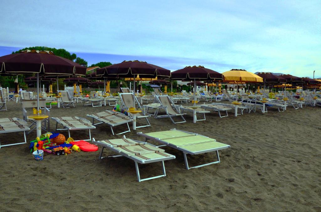 Hotel Anna Terracina Kültér fotó