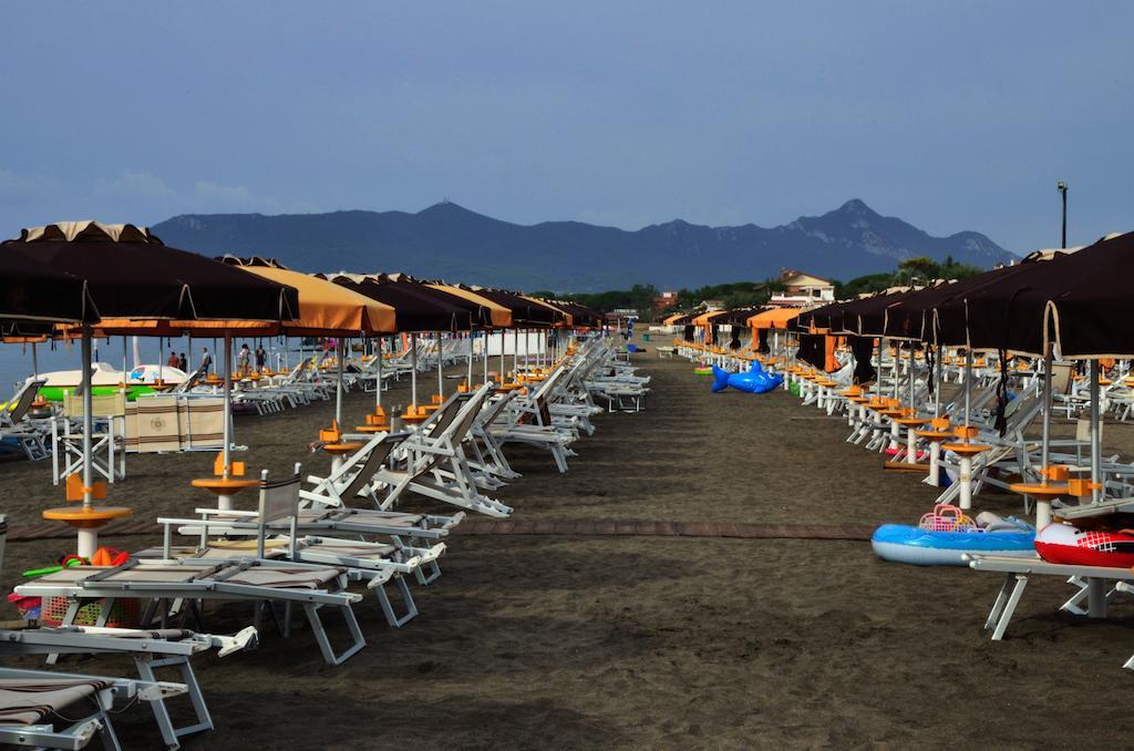 Hotel Anna Terracina Kültér fotó