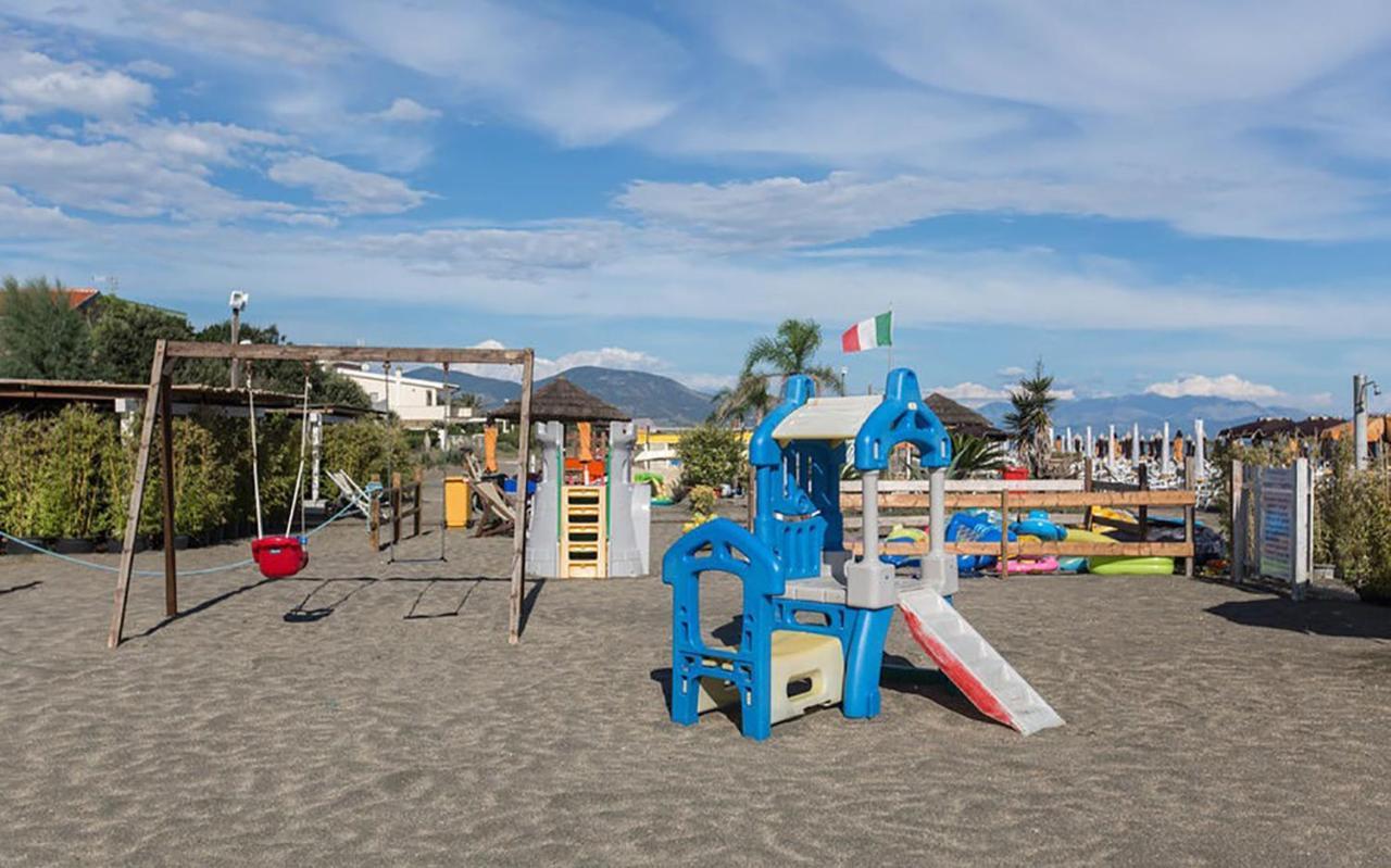 Hotel Anna Terracina Kültér fotó